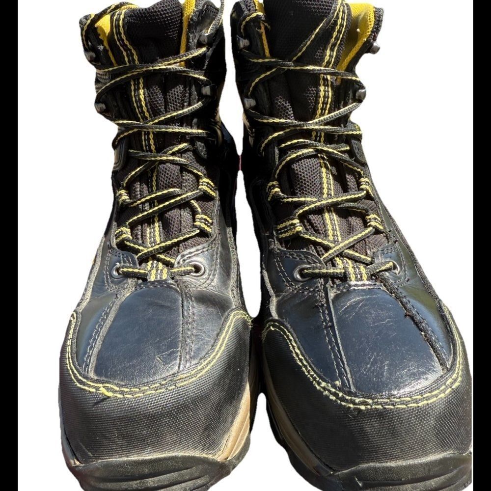 Wolverine W10075 - Bucklin Waterproof Composite-Toe Electrical Hazard Size 11M